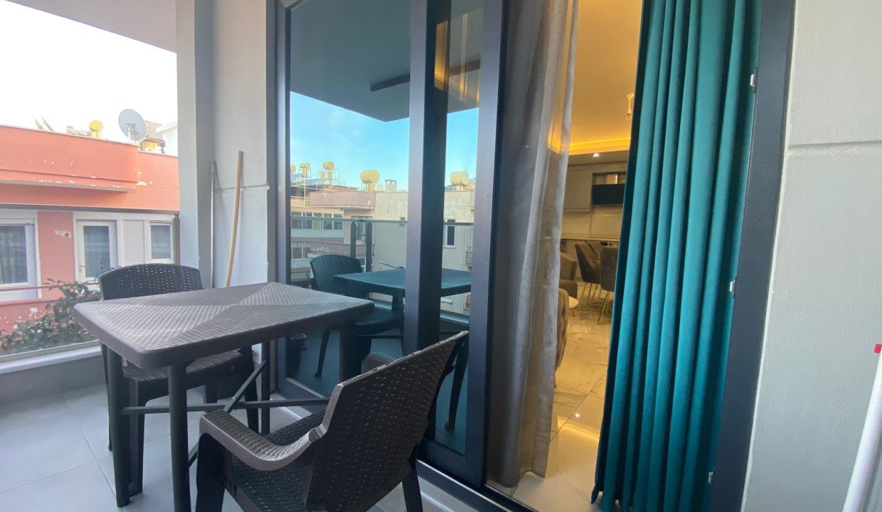 Retro 13 3+1 Duplex Apartment in the Middle of Cleopatra