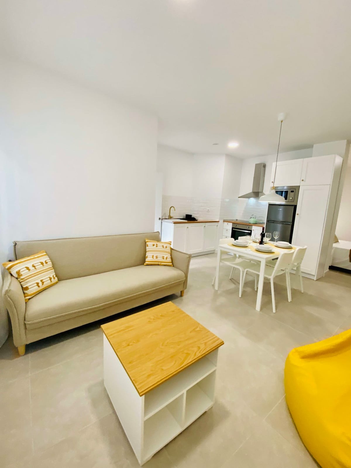 SHR047 Chic studio in the center of Nerja