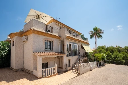 Nyrenoverat radhus i Playa Flamenca, Orihuela Costa!